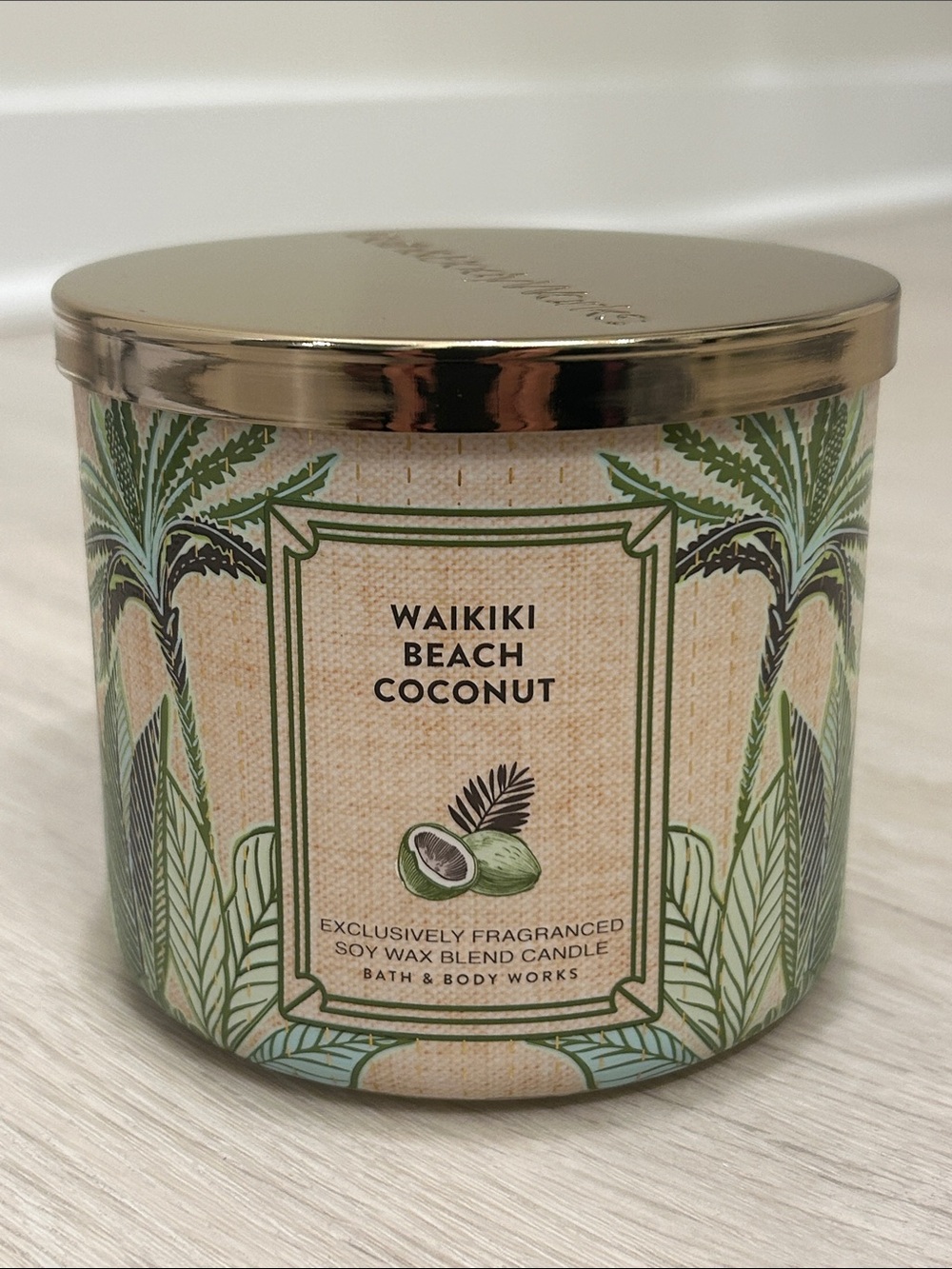 Bath & Body Works (NWT) Waikiki Beach Coconut 3-Wick Candle